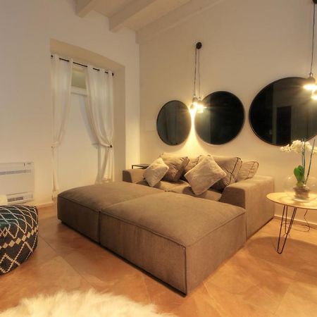Urban Central Suites Кальяри Экстерьер фото