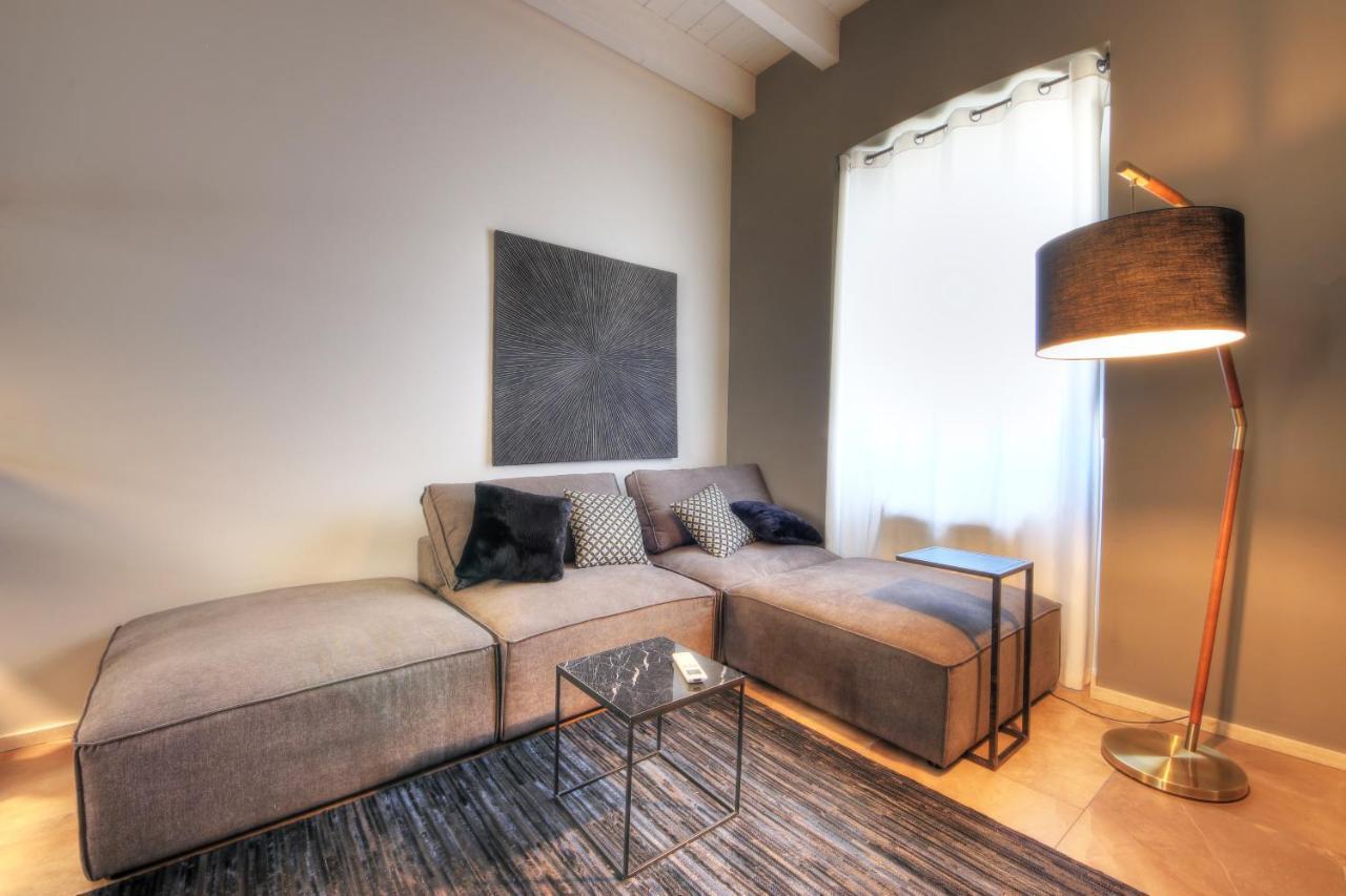 Urban Central Suites Кальяри Экстерьер фото